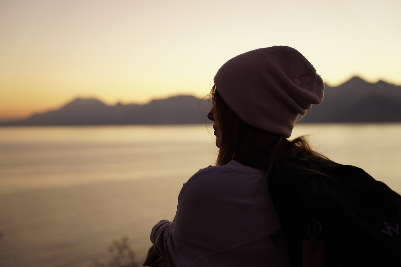 Ruminasyon Nedir? Sürekli Düşünmenin Psikolojik Etkileri